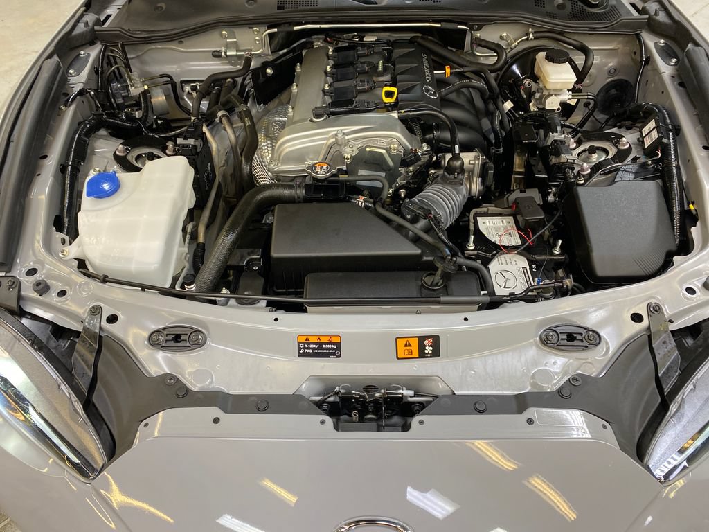 Used 2025 MAZDA MX-5 Miata RF Grand Touring RWD image 9