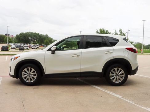 Used 2016 MAZDA CX-5 Touring image 4