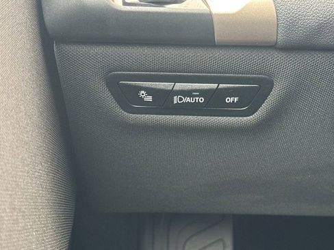 New 2026 BMW iX xDrive60 w/ Premium Package image 28