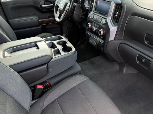 Used 2021 GMC Sierra 1500 Elevation image 17