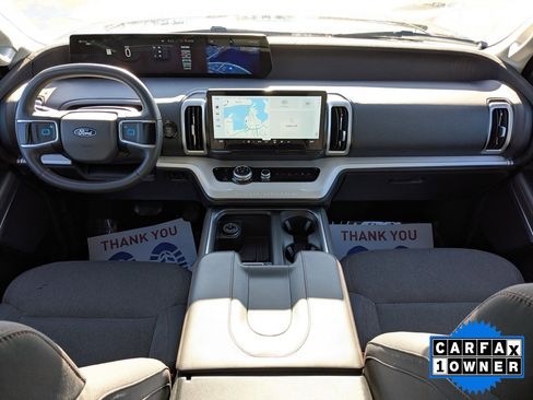 Certified 2025 Ford Expedition Active image 18