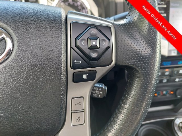 Used 2020 Toyota 4Runner Limited AWD/4WD image 31