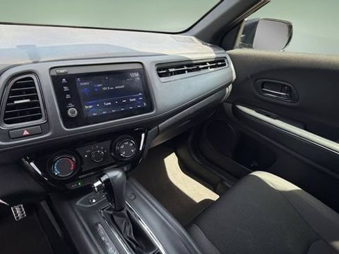 Used 2022 Honda HR-V Sport image 26