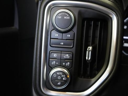 Used 2021 GMC Sierra 2500 SLE w/ SLE Value Package; AWD/4WD image 21