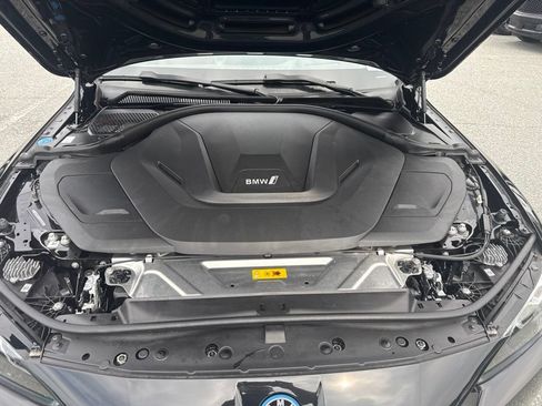 Used 2023 BMW i4 eDrive35 RWD image 22
