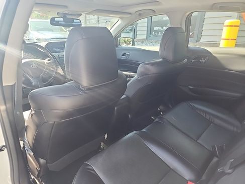 Used 2018 Acura ILX FWD image 29