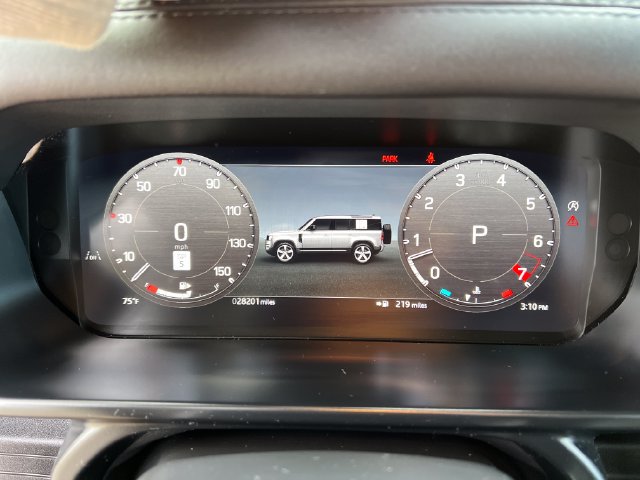Used 2024 Land Rover Defender 110 X-Dynamic SE AWD/4WD image 21
