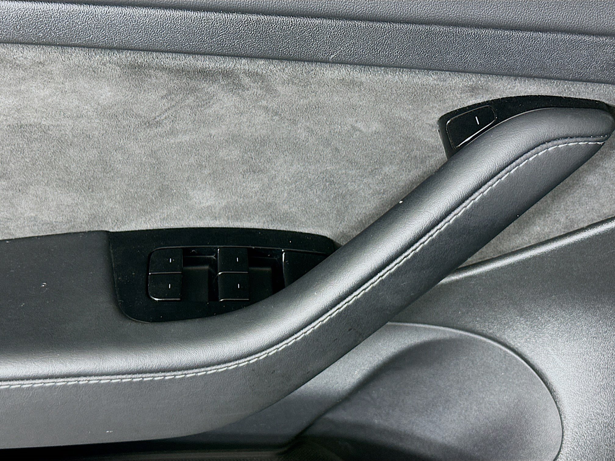 Used 2020 Tesla Model 3 Standard Range Plus RWD image 15