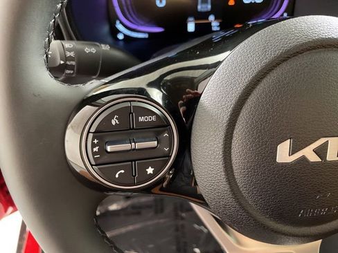 New 2025 Kia Soul EX image 21