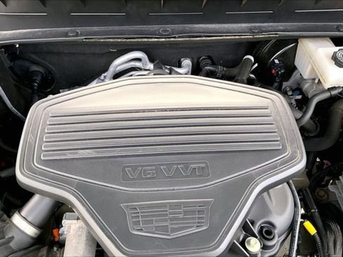 Used 2022 Cadillac XT6 Sport w/ Platinum Package image 33