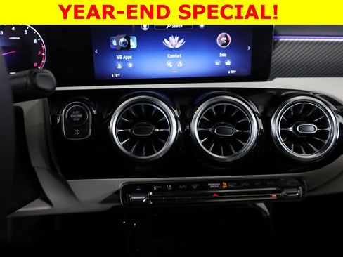 Used 2025 Mercedes-Benz CLA 250 4MATIC image 19