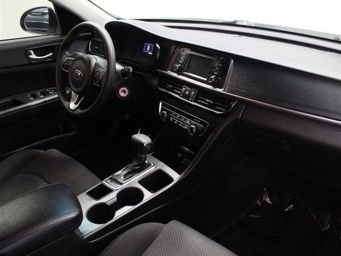 Used 2016 Kia Optima LX image 9
