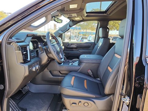 New 2026 GMC Sierra 2500 AT4 w/ AT4 Premium Plus Package image 9