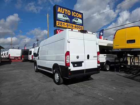Used 2023 RAM ProMaster 3500 FWD image 2