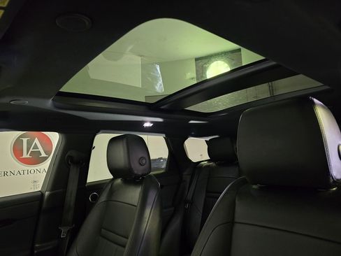 Used 2025 Land Rover Range Rover Evoque S image 12