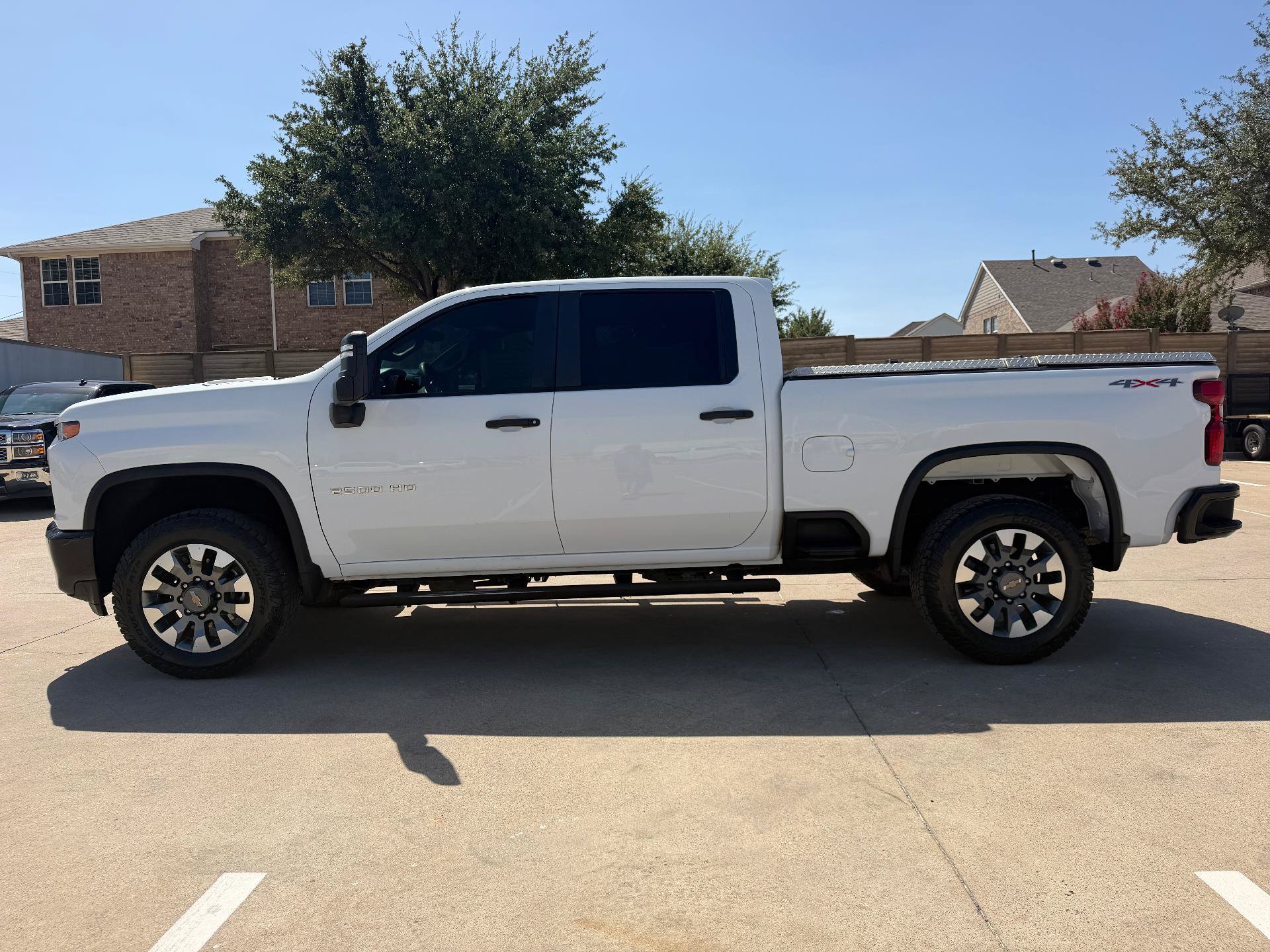 Used 2022 Chevrolet Silverado 2500 Custom w/ Custom Convenience Package AWD/4WD image 3