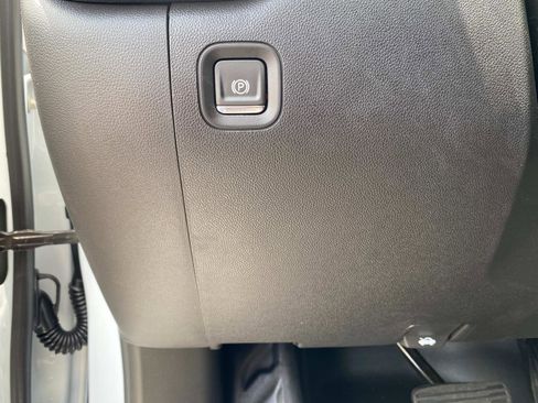 New 2025 GMC Sierra 2500 Pro w/ Convenience Package image 14