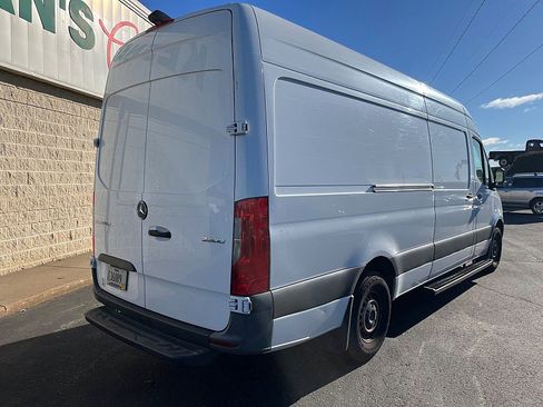 Used 2020 Mercedes-Benz Sprinter 2500 image 5