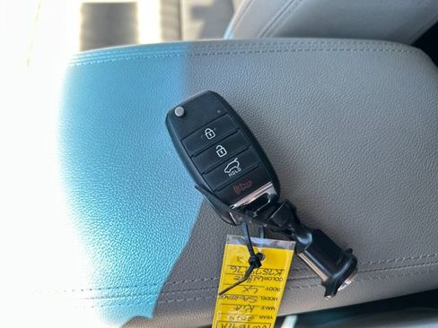 Used 2019 Kia Sportage LX image 35