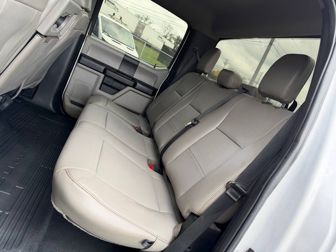 Used 2020 Ford F250 XL w/ Power Equipment Group RWD image 9