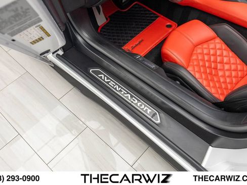 Used 2017 Lamborghini Aventador LP 700-4 AWD/4WD image 40