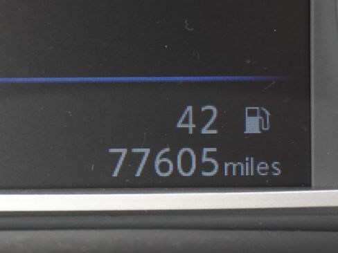 Used 2019 Nissan Sentra SV image 14