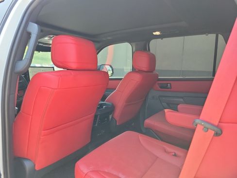 Used 2025 Toyota Sequoia TRD Pro AWD/4WD image 30