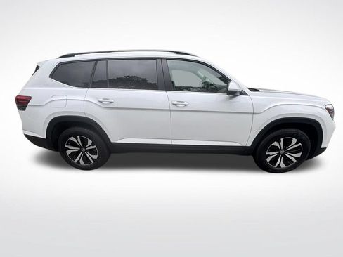 Used 2026 Volkswagen Atlas SE FWD image 6