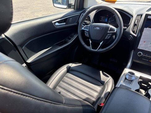 Used 2024 Ford Edge SEL w/ Convenience Package image 13
