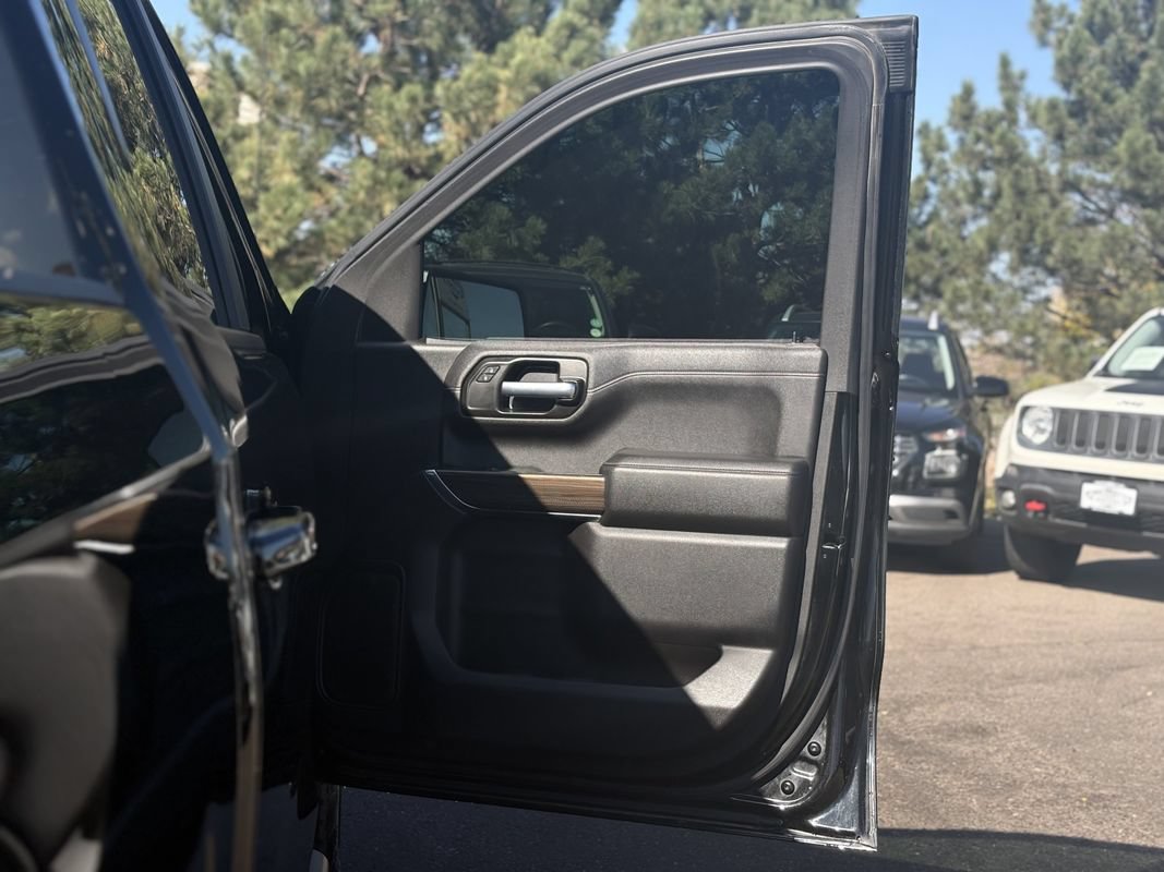 Used 2021 Chevrolet Silverado 1500 RST AWD/4WD image 30