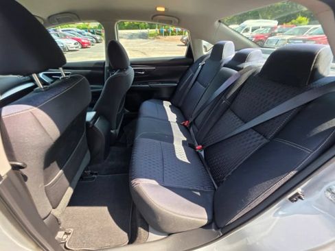 Used 2017 Nissan Altima 2.5 SV FWD image 20