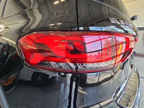 Used 2022 Mercedes-Benz GLB 250 4MATIC image 38