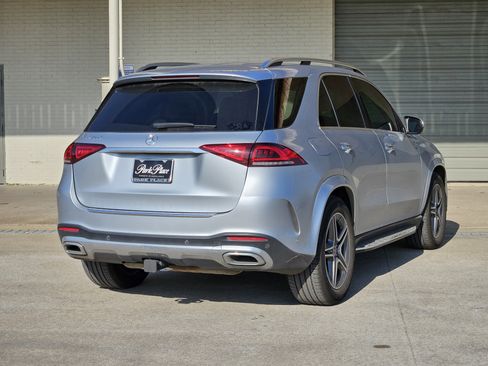 Used 2022 Mercedes-Benz GLE 350 image 8