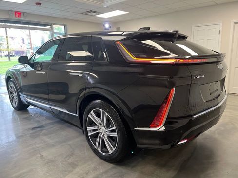 Certified 2024 Cadillac Lyriq Luxury w/ LPO, Floor Liner Package AWD/4WD image 3