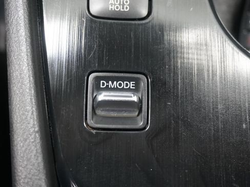Used 2021 Nissan Rogue SV FWD image 20