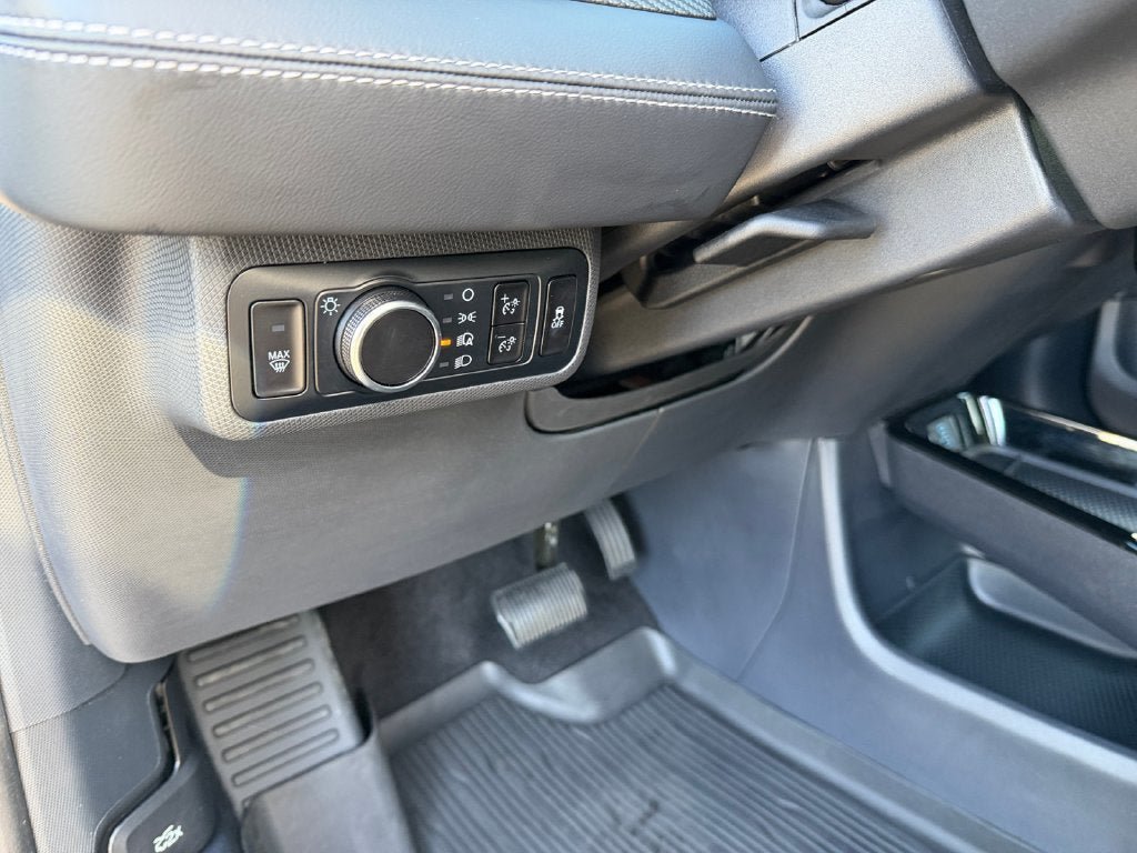 Used 2024 Ford Mustang Mach-E Select w/ Comfort Package Lite RWD image 19