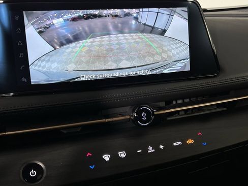 Used 2024 Nissan Ariya FWD image 19