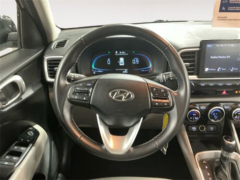 Used 2023 Hyundai Venue SEL w/ Cargo Package image 12