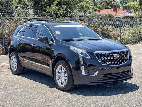 Certified 2024 Cadillac XT5 Luxury FWD image 5