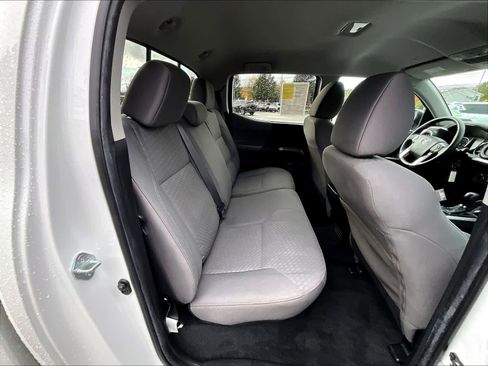 Used 2022 Toyota Tacoma SR5 image 16