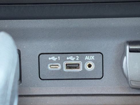 Used 2025 Nissan Sentra SV image 26