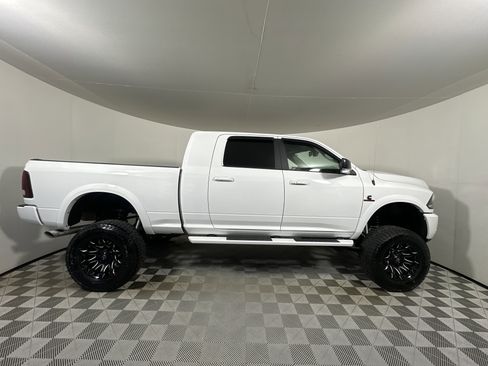 Used 2018 RAM 2500 Laramie w/ Sport Appearance Group image 8