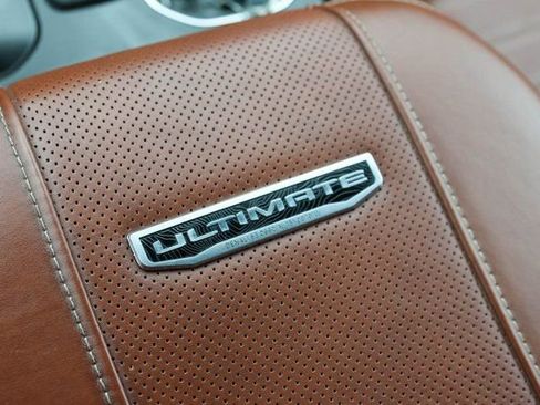 Used 2024 GMC Sierra 3500 Denali Ultimate image 28