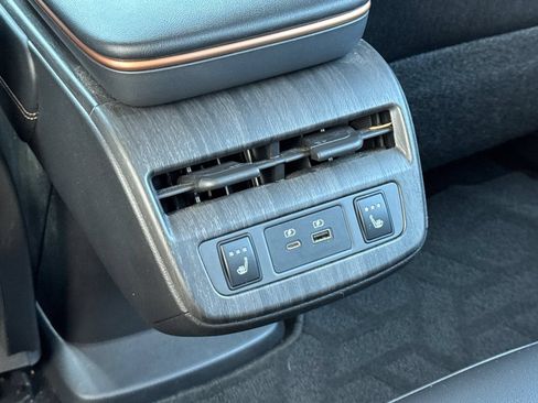 Certified 2023 Nissan Ariya AWD image 14