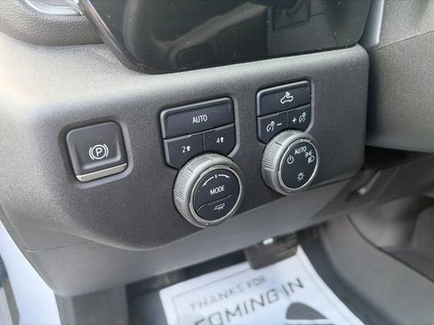 Used 2023 Chevrolet Silverado 1500 LT AWD/4WD image 11