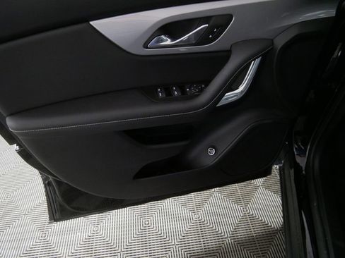 Used 2023 Chevrolet Blazer LT w/ Convenience Package image 12