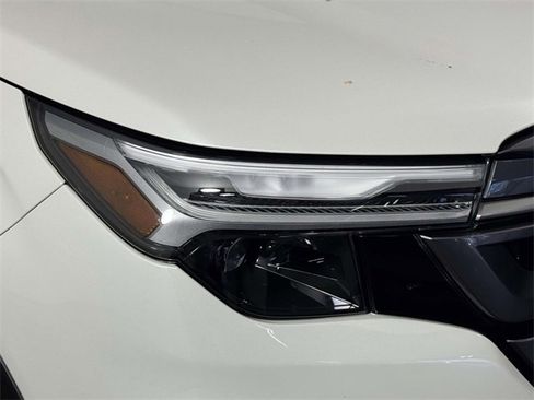 Used 2025 Subaru Forester Limited image 15