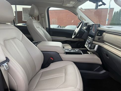Used 2024 Ford Expedition Max Limited image 34