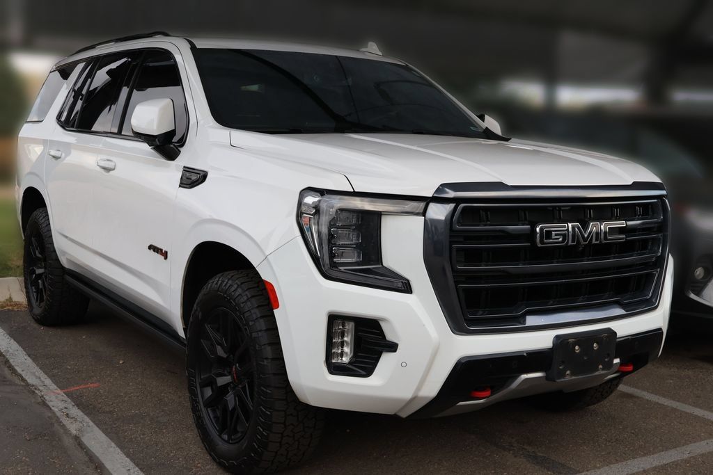 Used 2024 GMC Yukon AT4 w/ Technology Package AWD/4WD image 12