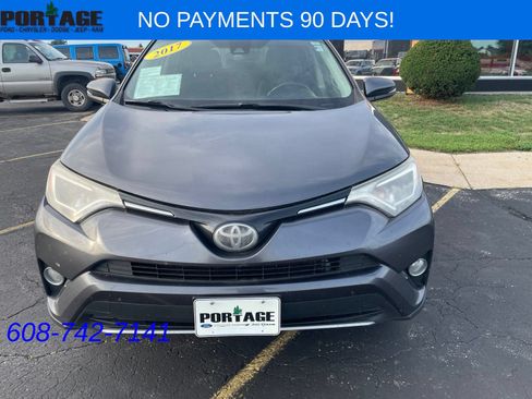 Used 2017 Toyota RAV4 XLE AWD/4WD image 2